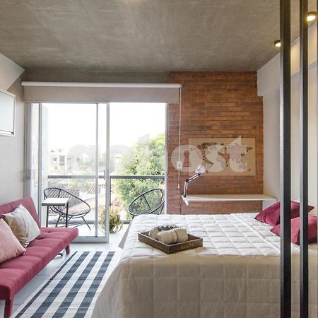 Chic Loft With Balcony In Las Mercedes Асунсьон Экстерьер фото